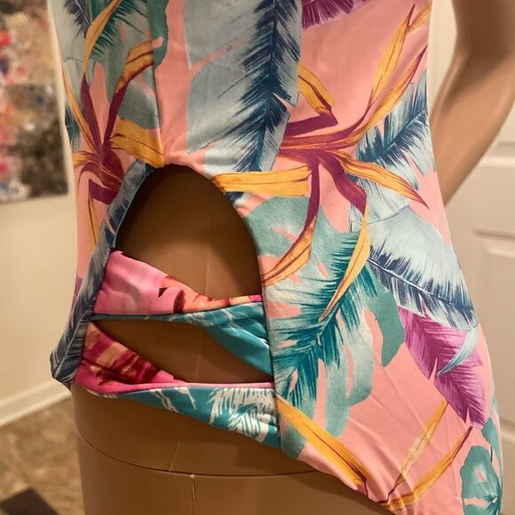 Bar III One Piece Swimsuit - Picture 5 of 9